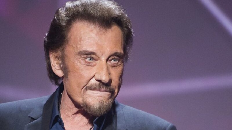 « Papa nous manque encore » : les filles de Johnny  Hallyday se confient