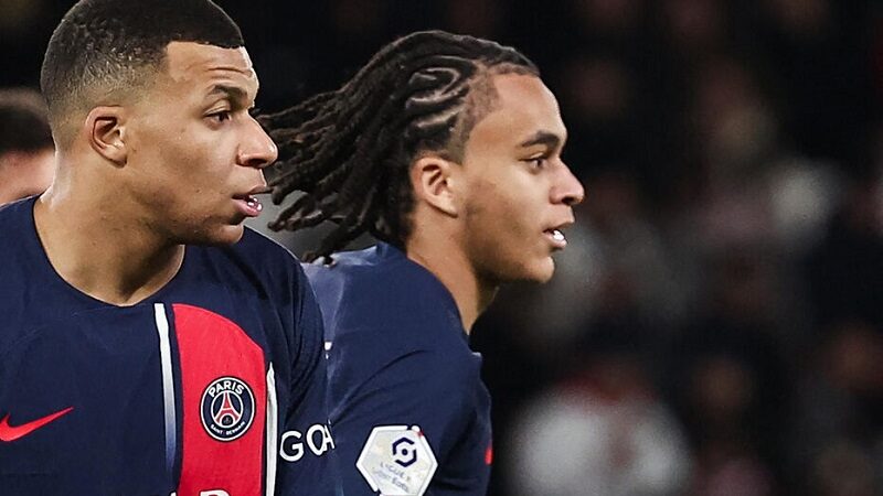 Ligue 1 : le PSG termine l’année en beauté avec les frères Mbappé heureux