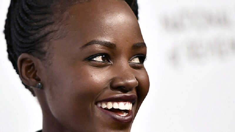 Lupita Nyong’o : l’actrice devient la première présidente noire du jury de la Berlinale