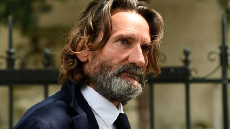 Frédéric Beigbeder : l’étonnante réponse de l’écrivain accusé de viol sur une ado de 17 ans