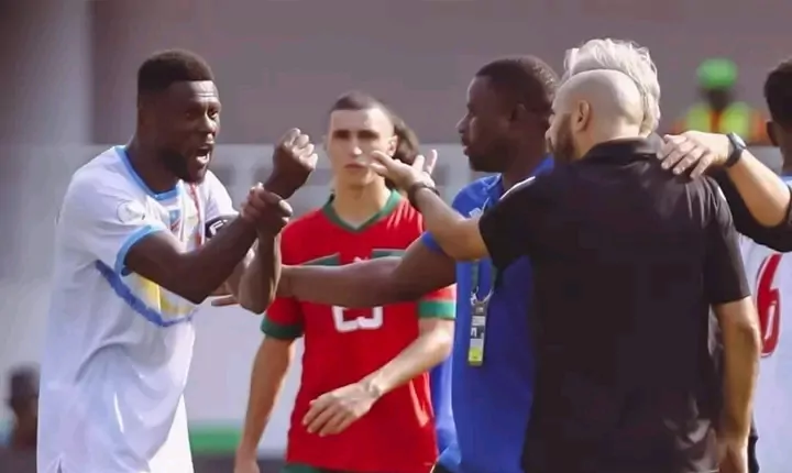 Chancel Mbemba revient sur sa dispute avec Regragui (vidéo)