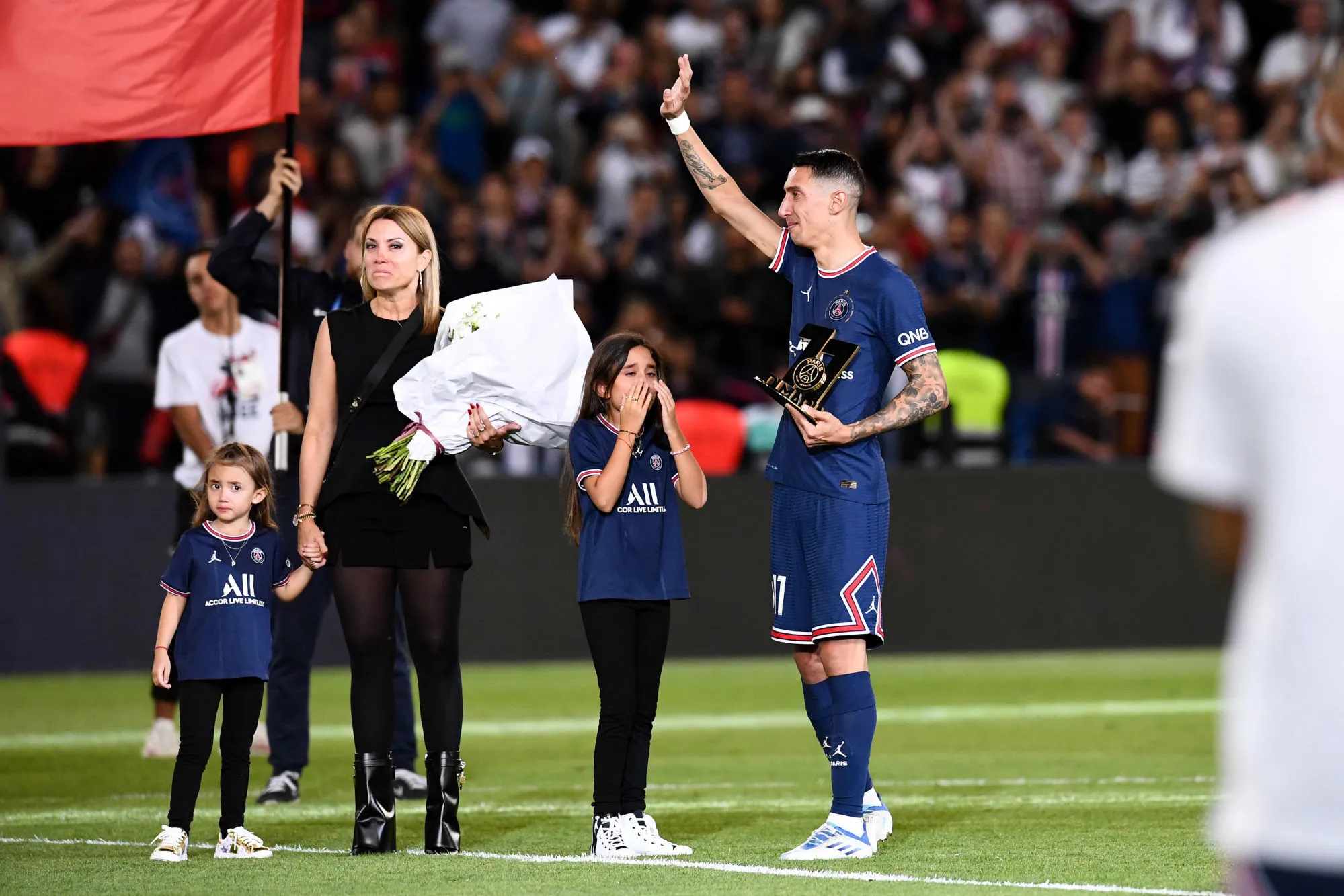 La femme d’Angel Di Maria clash le PSG